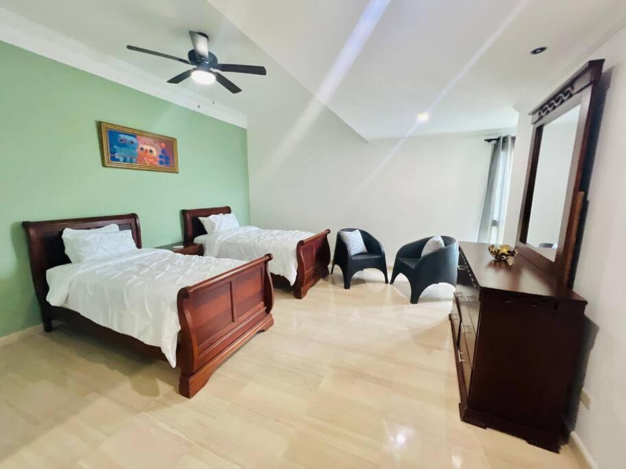 Beach Front Penthouse In Exclusive Tower سانتو دومينجو المظهر الخارجي الصورة